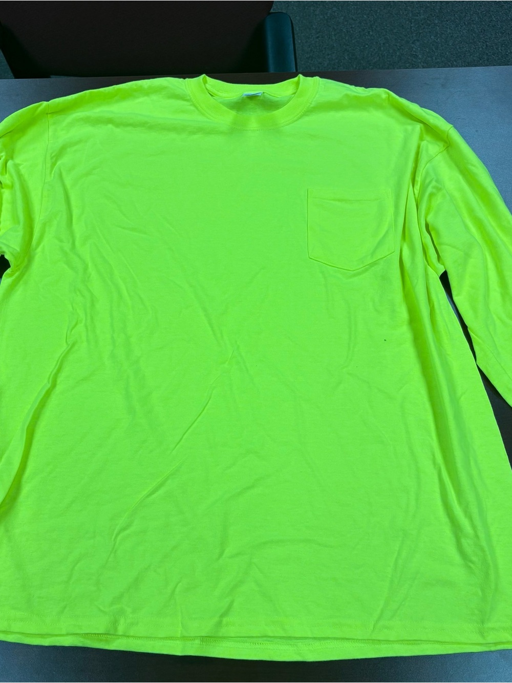 Gildan High-Visibility Neon Green Long-Sleeve Pocket Tee Mens XXL